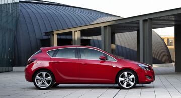 opel-astra-j_03